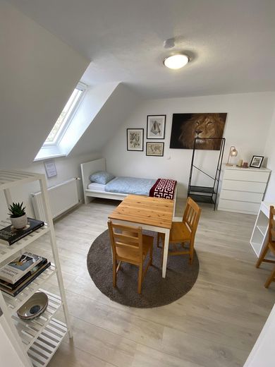 3 Zimmer WG Wohnung nähe Stadtmitte Zuffenhausen – Zimmer 2