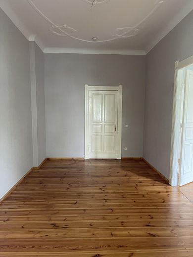 Encantador apartamento antiguo con balcón y ascensor en Hufelandstraße, Prenzlauer Berg – Foto 6