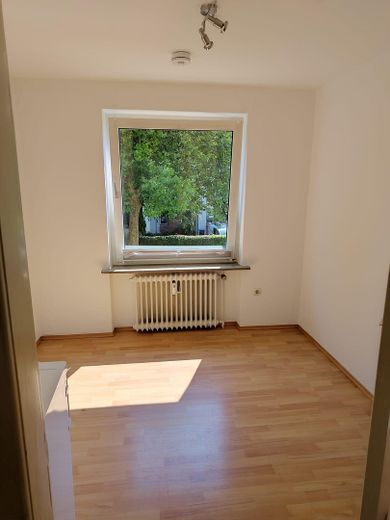Helle 3-Zimmer-Wohnung mit Balkon in ruhiger und zentraler Lage von Buxtehude – Arbeitszimmer