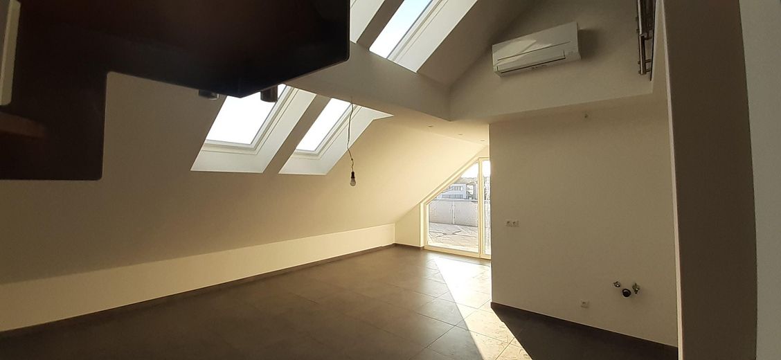 5-Zimmer Galeriewohnung, Penthaus klimatisiert mit Dachterrasse – Küche  klimatisiert