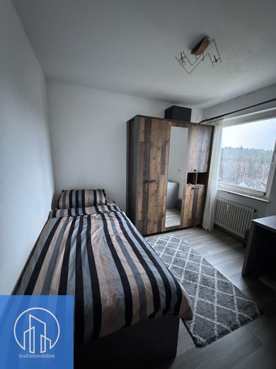 Helle 4-Zimmer-Wohnung in Zirndorf-Weiherhof - 7. Etage mit Weitblick – Kinderzimmer 2