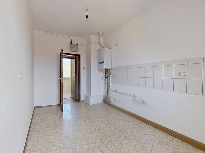 3-Zimmer-Dachgeschosswohnung mit Nürnberg-Sündersbühl – Ansicht II: Küche