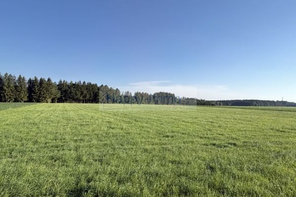 Działka o powierzchni 500 m² w Otterfing