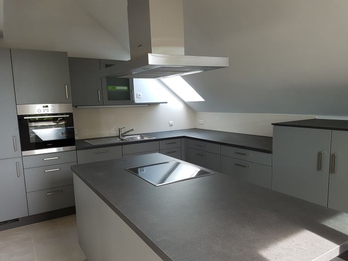 Lichtdurchflutete und hochwertig ausgestattete Loft-Wohnung – Foto 3