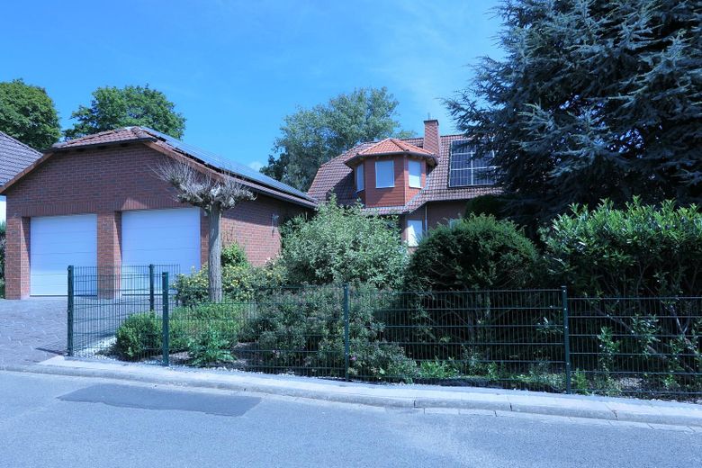 Straßenansicht
