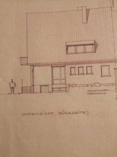 Ostansicht/Rückseite