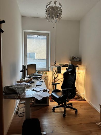 Loft ähnliche 5-Zi Wohnung perfekt für WG geeignet – Schlafzimmer im EG