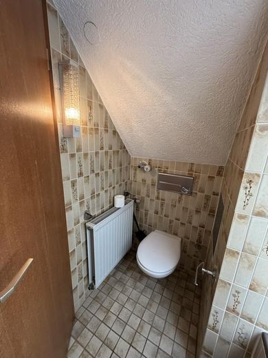 Luminoso appartamento completamente arredato di 1,5 locali a Stoccarda Est – Bad