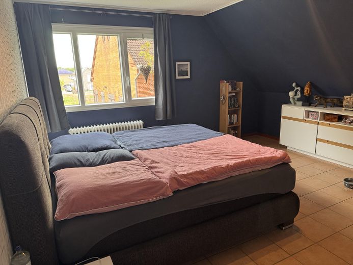 Modernisiertes Einfamilienhaus mit Kamin,Wallbox,bezugsfertig & tollem Wohngefühl – Schlafzimmer Obergeschoss