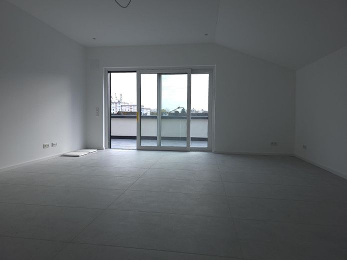 Penthousewohnung in Trier-Quint, Neubau Erstbezug, sonnige ruhige Lage – Wohnbereich 33 m²