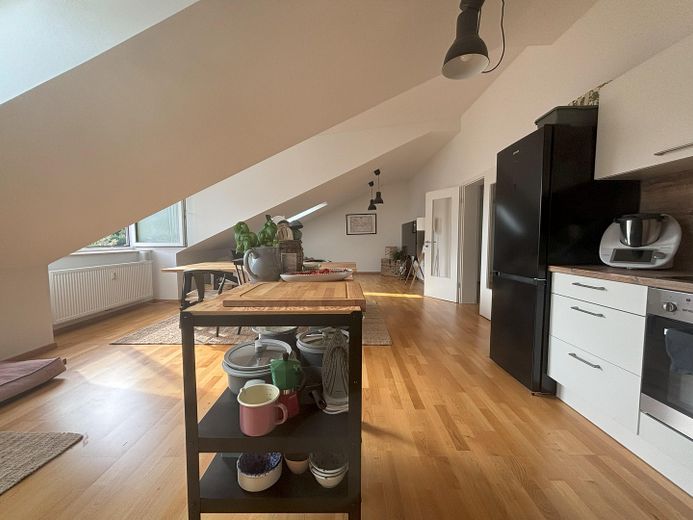 Wohn-/Esszimmer Bild 2