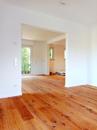 Erstbezug nach Kernsanierung – Wohn -/ Essbereich