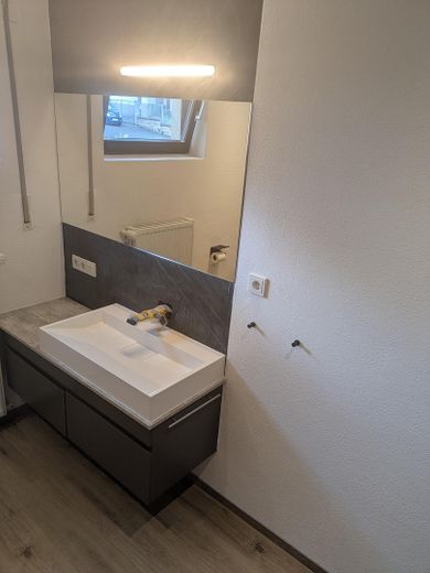 Haus 2 Waschtisch EG