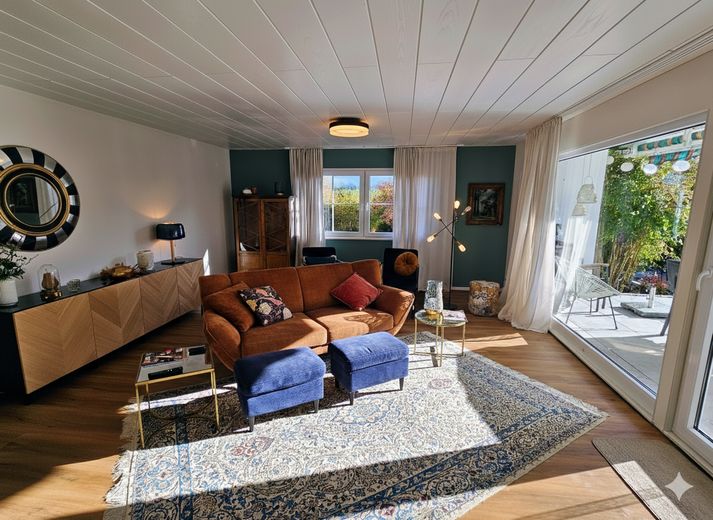 Ökologisch und modern wohnen im Landhausstil – Großzügiges Wohnzimmer