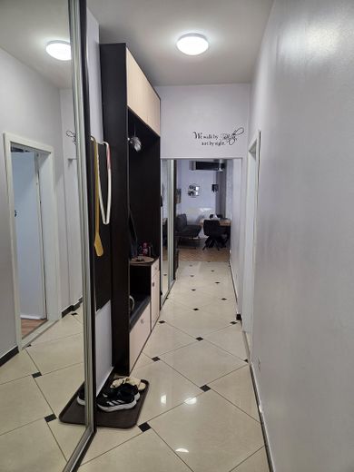 Appartement de 5 pièces entièrement rénové – Photo 8