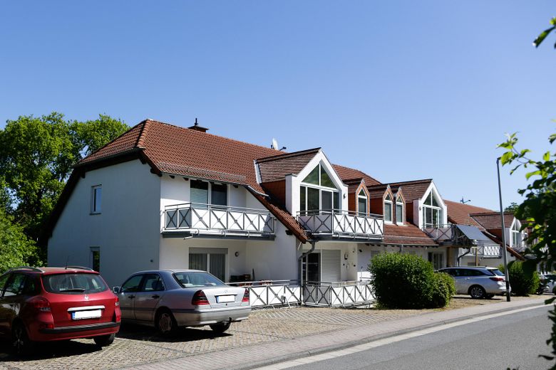 Viel Platz, viel Grün, kein Stress: Ihr neues Zuhause am Waldrand – Aussenansicht