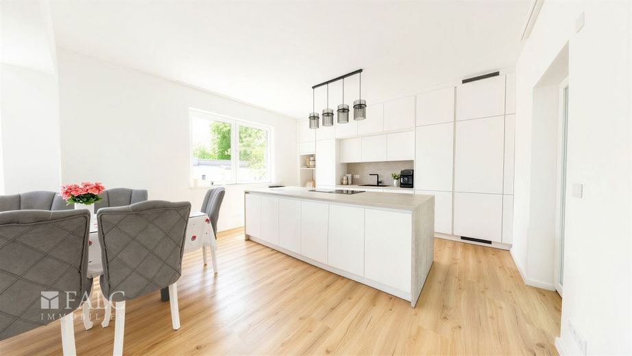 Ebenerdig, modern, selten: Barrierefreies Wohnen mit Garten in Remscheid-Vieringhausen – Esszimmer