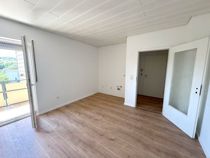 Top Gelegenheit! Sanierte 1 ZKB mit Lodgia Kapitalanlage oder Eigennutz – Foto 6