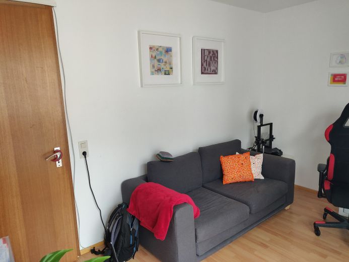 Zentral gelegene, gepflegte 3,5-Zimmer-Wohnung mit EBK in Karlsruhe – Kinderzimmer/Büro