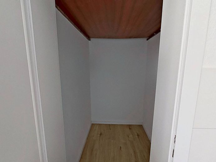 Hell und geräumig: 3-Zimmer-Wohnung. mit Balkon und Wannenbad in fußläufiger Nähe zur Innenstadt – Abstellraum