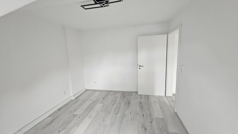ZENTRUM ALSDORF,SEHR SCHÖNE ca. 63 m2 DACHGESCHOSS WOHNUNG ZU VERMIETEN – Foto 10