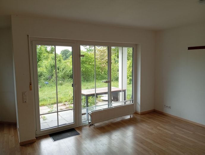 Wohnzimmer mit Terrasse