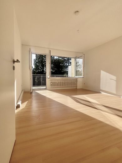 Zimmer West