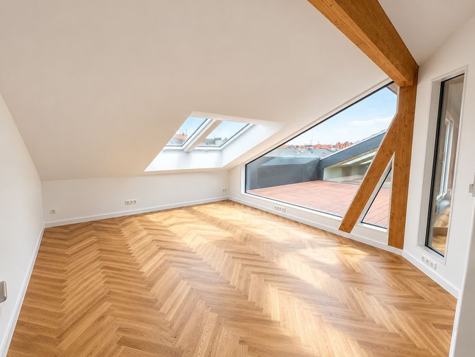 Penthouse avec sauna et toit-terrasse dans le Bergmannkiez – Office