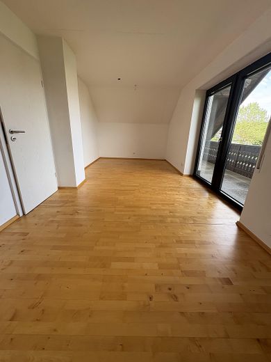 DG Schlafzimmer Zugang Balkon