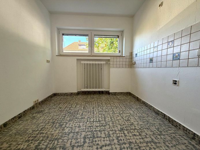 Bonita casa adosada con garaje y jardín * en Schweinfurt – Küche
