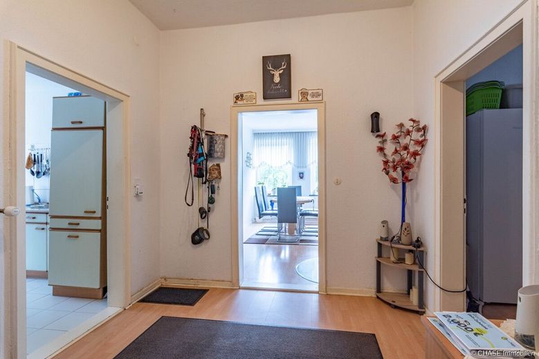 Rentables Mehrfamilienhaus im schönen Wallensen - Kapitalanlage nähe Salzhemmendorf! – EG - Flur