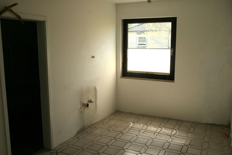 Küche mit Zugang Speis