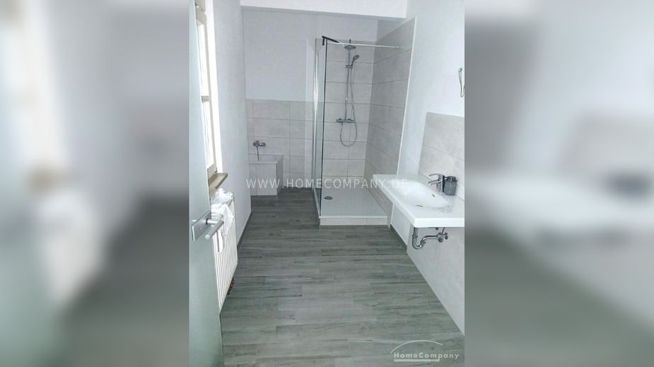 27115 HomeCompany Dresden Möbliert/Furnished 4-Zimmer Wohnung in Gera-Innenstadt – max. 6 Personen – 5900fd57a4a9ce2dc7e2d0a534ee0c318539dfb2.jpg