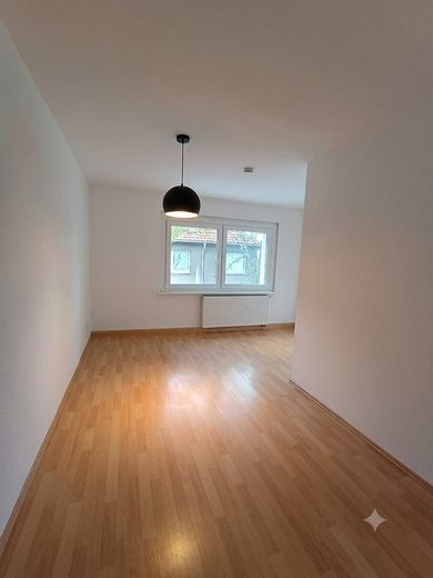 3 Zimmer Wohnung (102m²) mit Balkon und Ankleideraum - im Klinikviertel - energetisch saniert – Foto 4