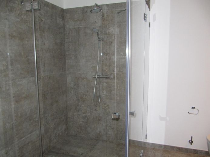 Lübeck Innenstadt (Altstadtinsel) Moderne 2 Zimmer-Komfort-Wohnung im Herzen von Lübeck – Badezimmer Ansicht 3