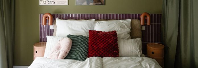 2 splendidi appartamenti per vacanze a Prenzlauer Berg – Schlafzimmer Modern Red