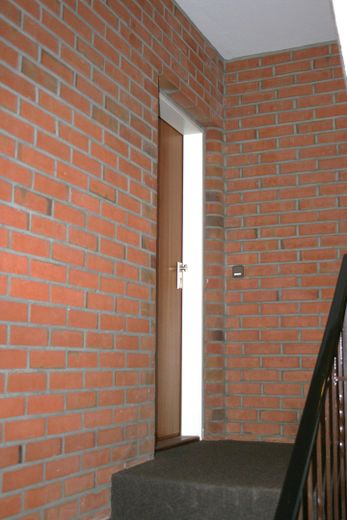 Highlight: 3-Zi.-Maisonette auf zwei Ebenen, sonniger Süd/West-Balkon, Endetage – Foto 2