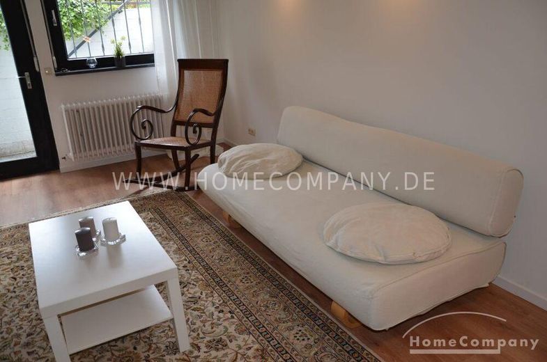 2 Zi. Whg., möbliert, in einem hellen Souterrain, sep. Eingang, schöne Möblierung, sehr ruhige Lage. – 1eabad32b777622f6e98e2e3b1262e56c3507acb.jpg