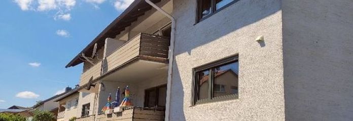 Großzügige 2-Zimmer-Wohnung im Dachgeschoss in ruhiger Lage (Haustiere nicht erlaubt)