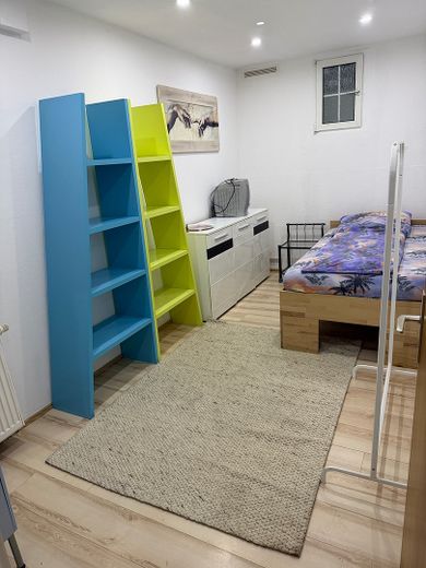 Apartamento amueblado de 3 habitaciones, cocina y baño – Foto 5