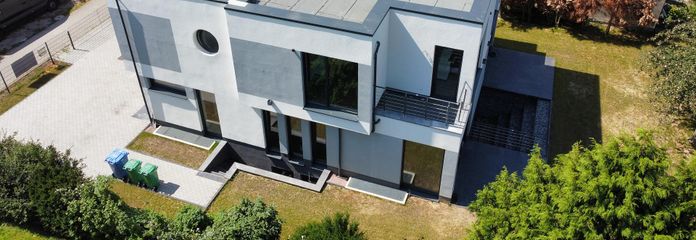 Ayrı girişli daire, bahçe ve A+ sınıfına sahip modern 7,5 odalı ev