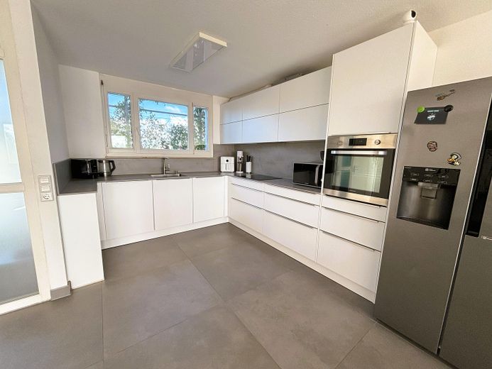 Exclusief penthouse - maisonetteappartement I topuitrusting I dakterras I goede ligging – Küche