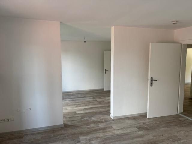 Ruhige 5 Zi-Whg. in Berg mit Balkon, renoviert – Foto 7