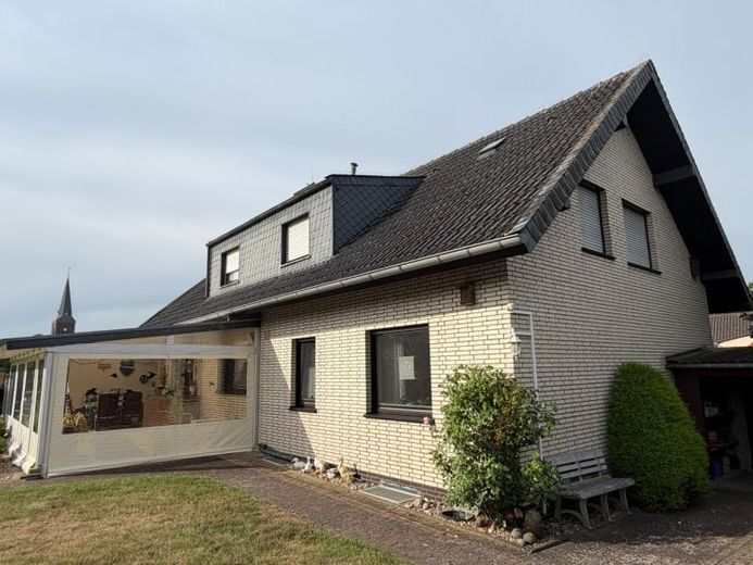 Großzügiges Einfamilienhaus – Geldern-Hartefeld – Foto 1
