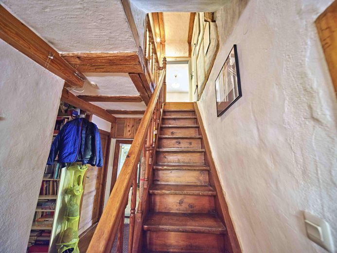 Haus, denkmalgeschützt in Eichstätt, ruhige Lage und doch zentral – Treppe ins OG