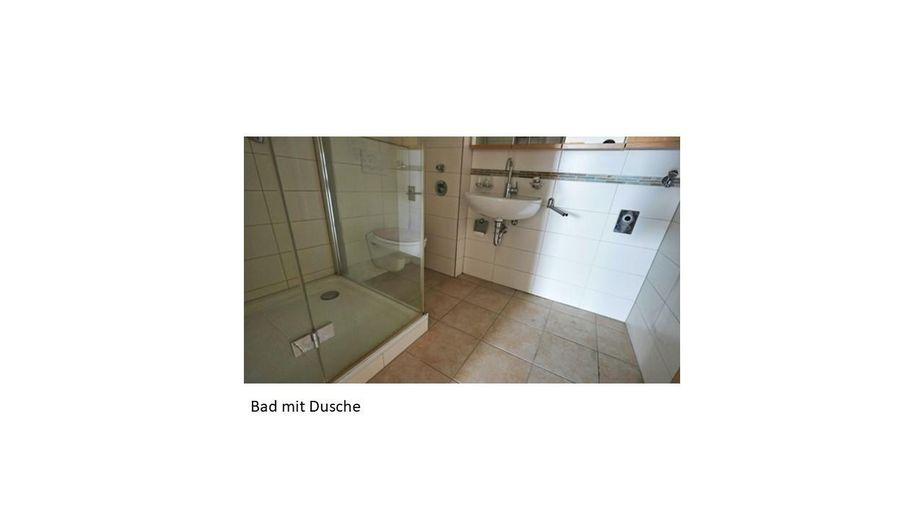 Bad mit Dusche