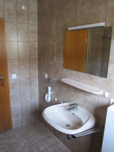 Toplage - Ingolstadt - "Altes Westviertel" 2 ZKB mit Balkon und Garage – Bad