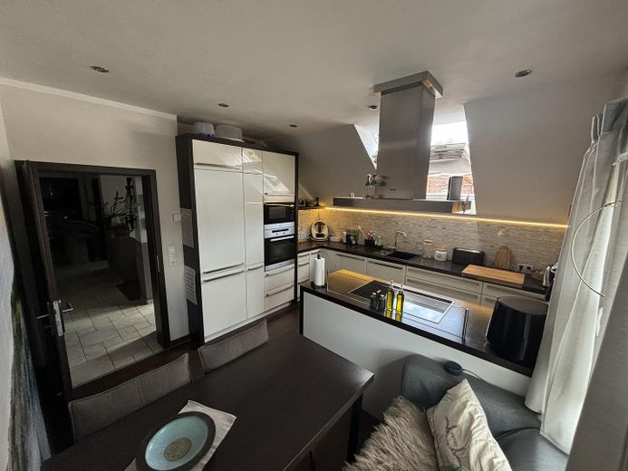 Daire yerine ev hissi | 147 m² | havuzlu özel bahçe | büyük garaj | komisyonsuz – Fotoğraf 8