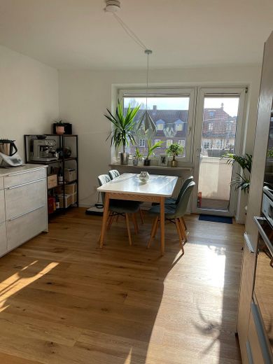 Furnished, stylish 3-room apartment near the Isar (limited until 2028) – Essbereich