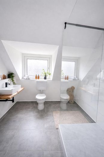 Nach Kernsanierung - Top moderne Wohnung – Foto 2